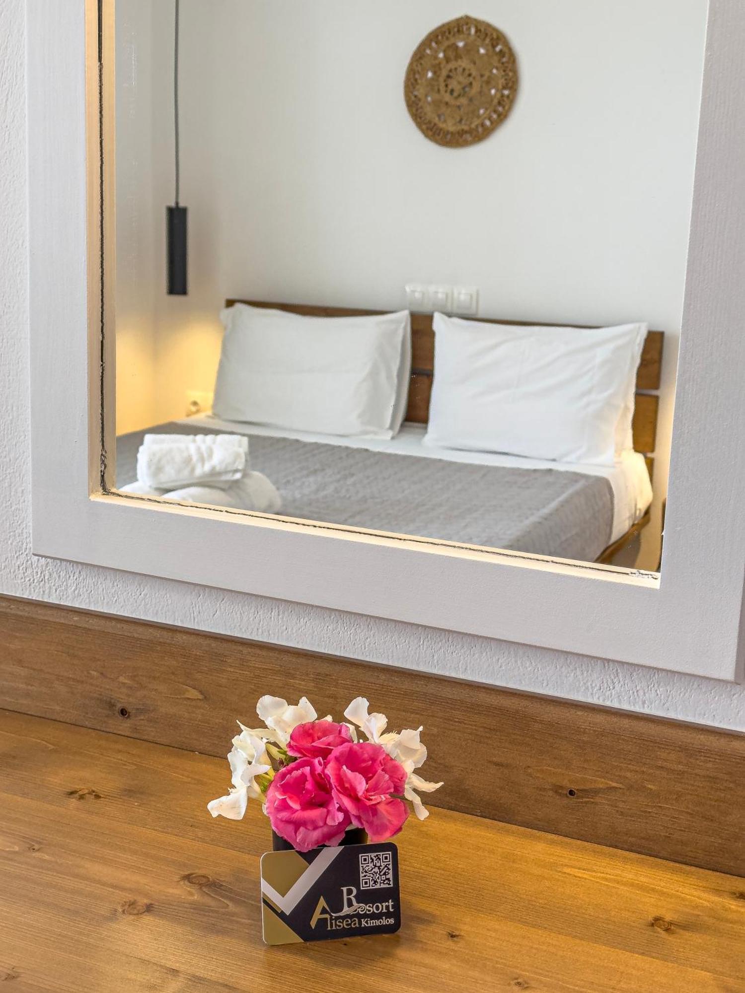 Alisea Resort Kímolos Екстериор снимка