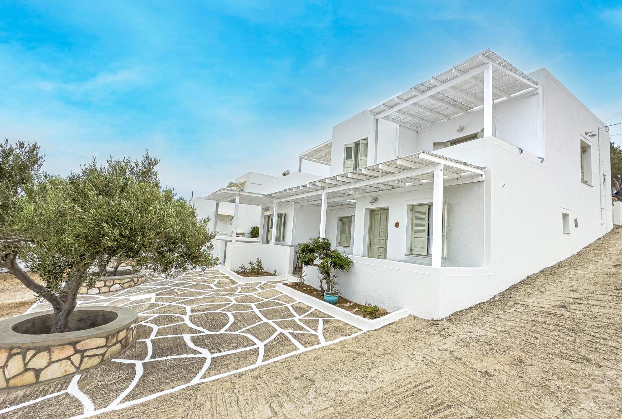 Alisea Resort Kímolos Екстериор снимка